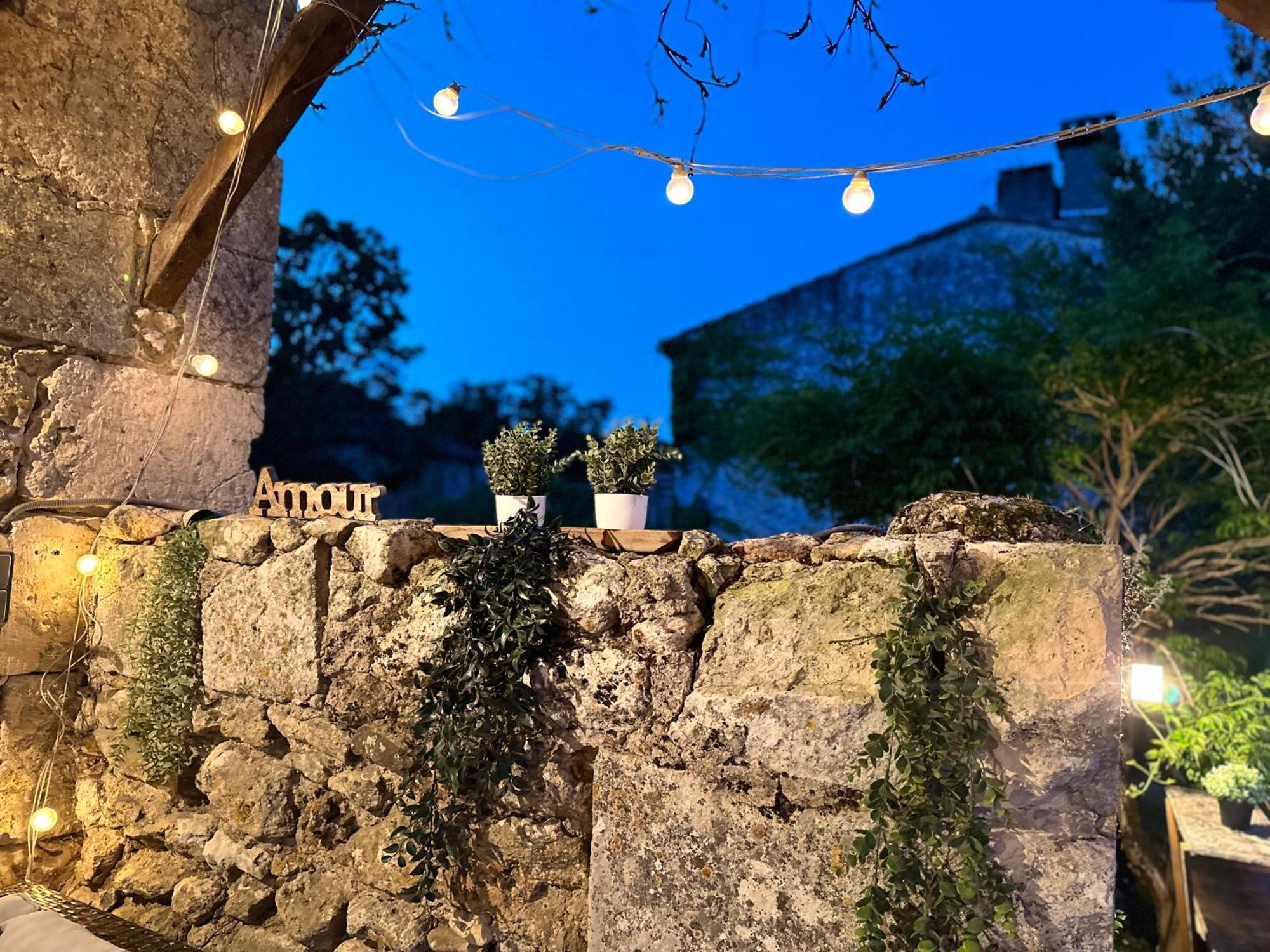 Gites Boutique Villamblard Exterior photo